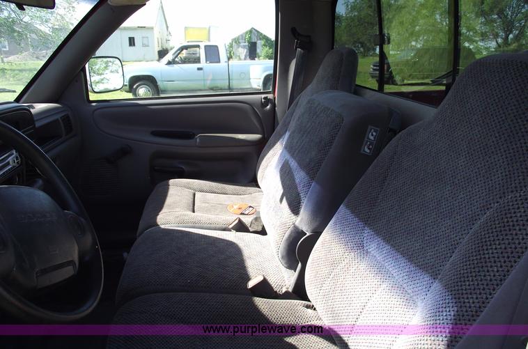 image for item 5584 1996 Dodge Ram 2500 pickup truck