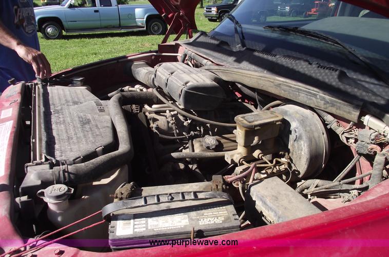 image for item 5584 1996 Dodge Ram 2500 pickup truck