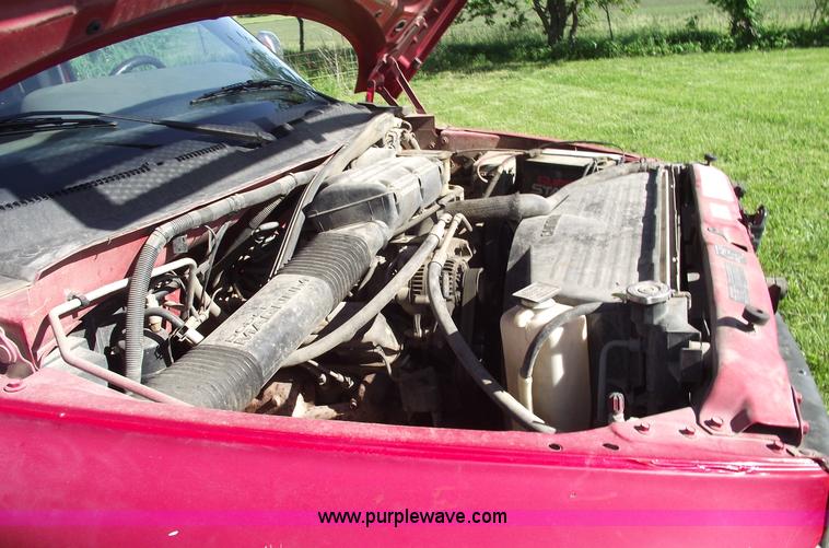 image for item 5584 1996 Dodge Ram 2500 pickup truck