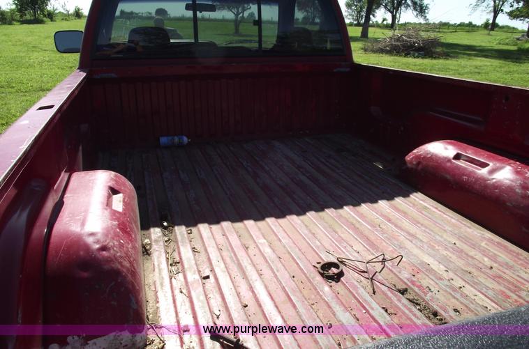 image for item 5584 1996 Dodge Ram 2500 pickup truck