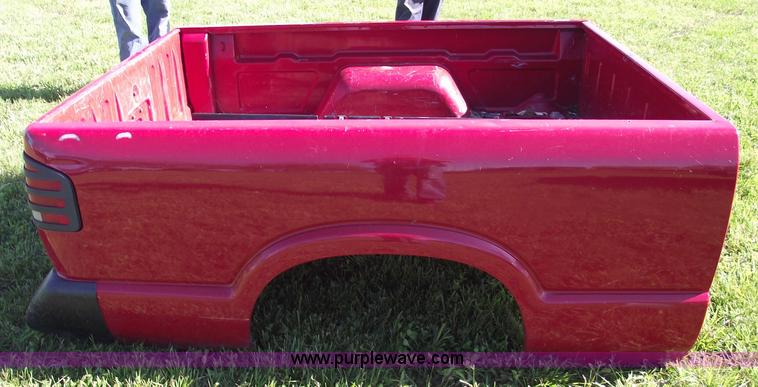 image for item 5585 Chevrolet S10 truck bed