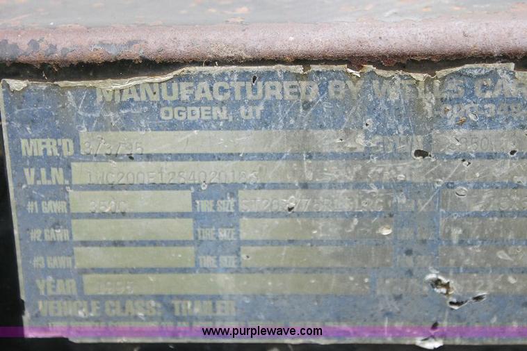 image for item 6536 1995 Wells Cargo 12' enclosed trailer