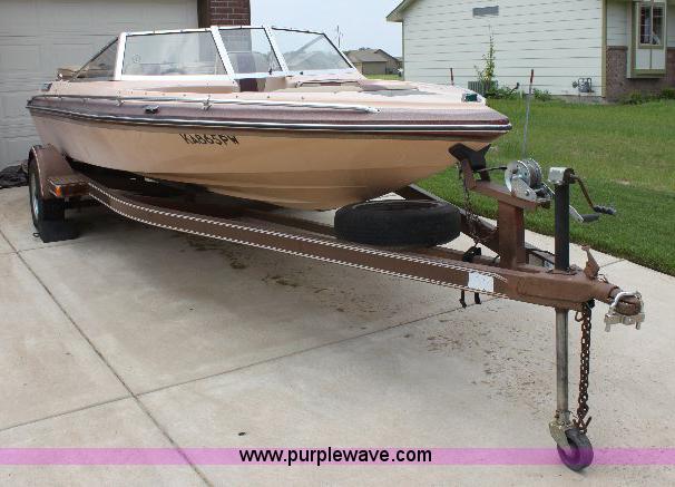 image for item 6551 1984 Baja 18' ski boat