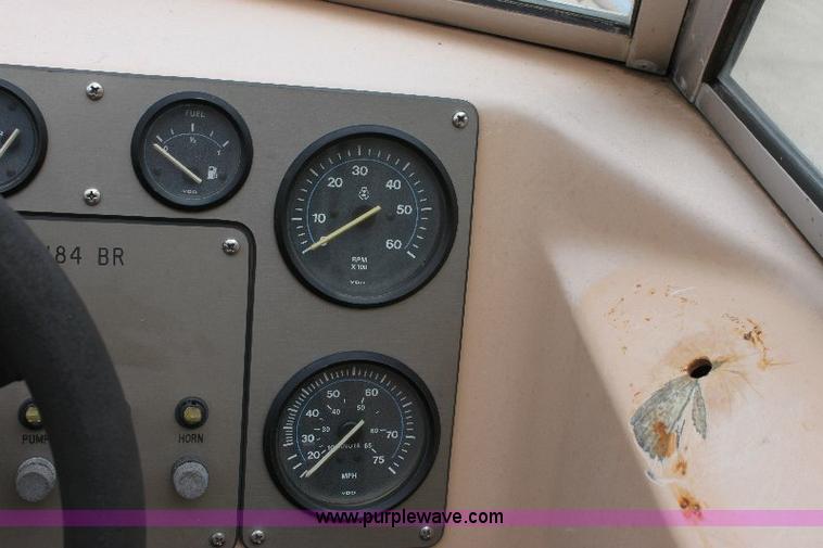 image for item 6551 1984 Baja 18' ski boat