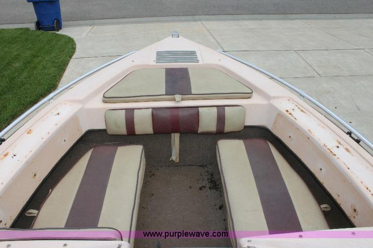 image for item 6551 1984 Baja 18' ski boat