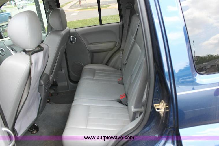 image for item 6552 2005 Jeep Liberty Limited SUV