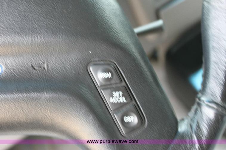 image for item 6868 1993 Ford Explorer SUV