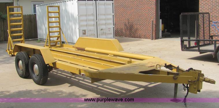 image for item 6967 1981 JFW 14' trailer