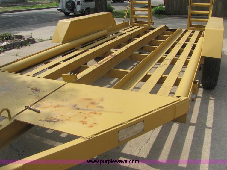 image for item 6967 1981 JFW 14' trailer