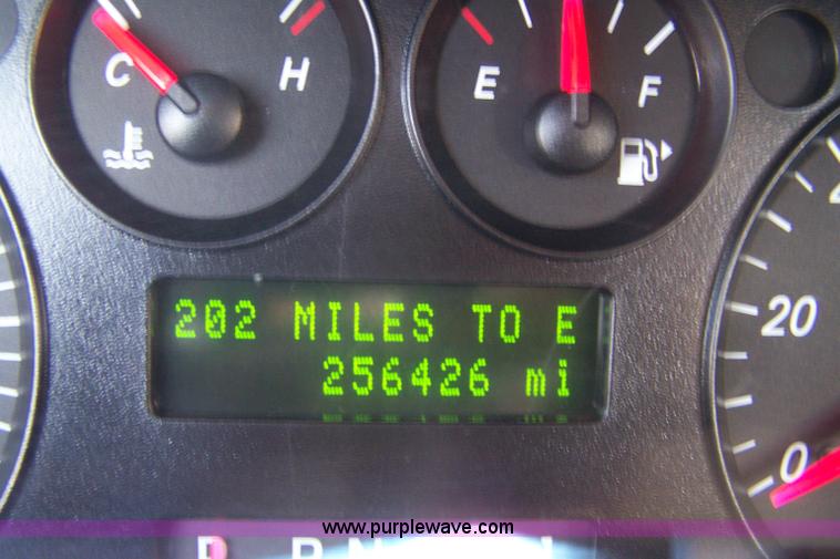 image for item 7302 2006 Ford Taurus SE