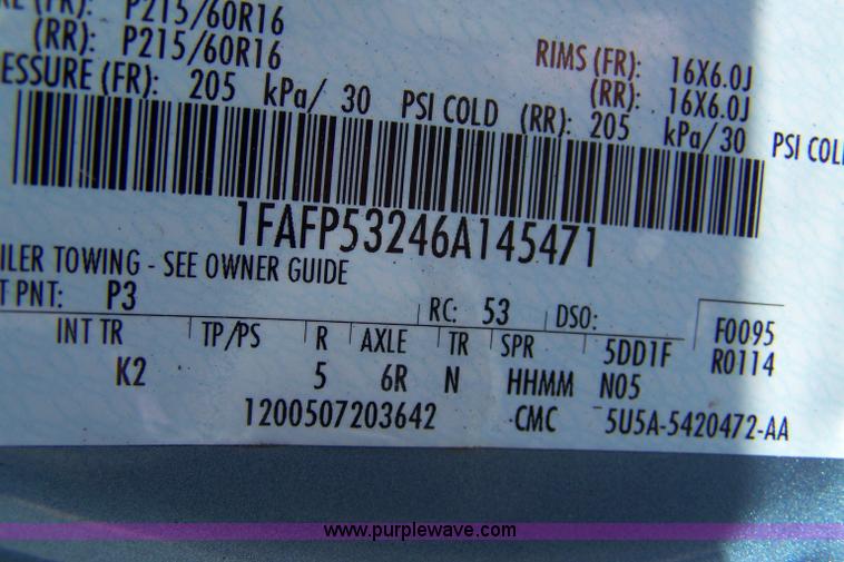 image for item 7302 2006 Ford Taurus SE