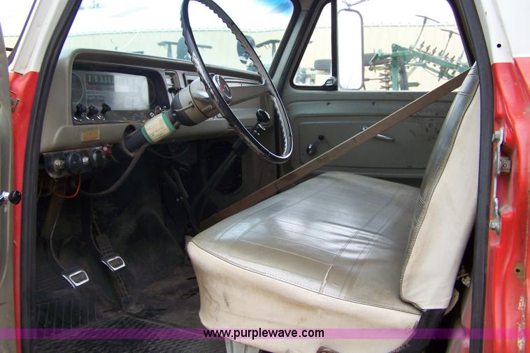 image for item 7377 1965 Chevrolet 60 grain truck