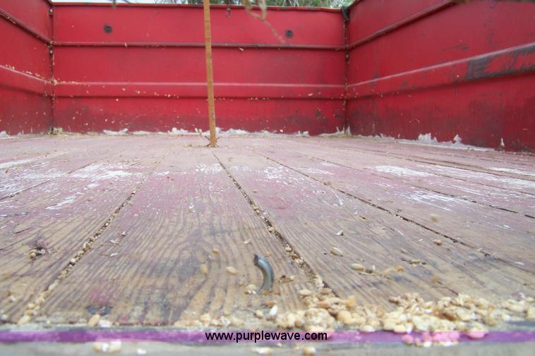 image for item 7377 1965 Chevrolet 60 grain truck