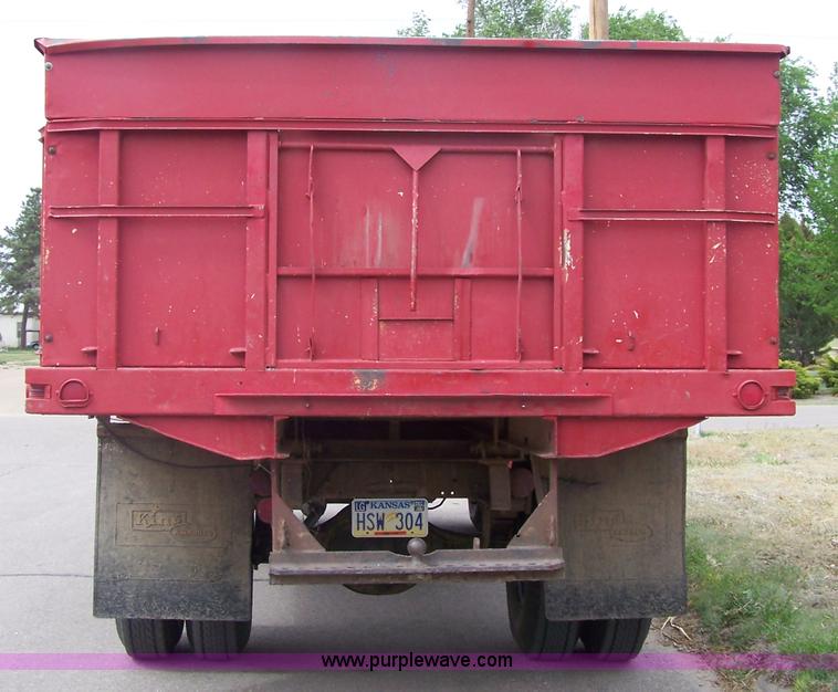 image for item 7382 1960 Chevrolet Viking grain truck