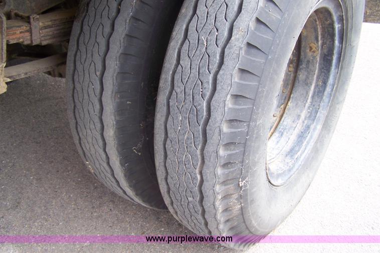 image for item 7382 1960 Chevrolet Viking grain truck