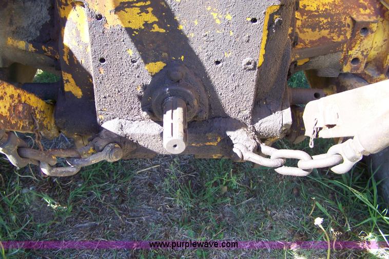 image for item 7421 International 3444 tractor