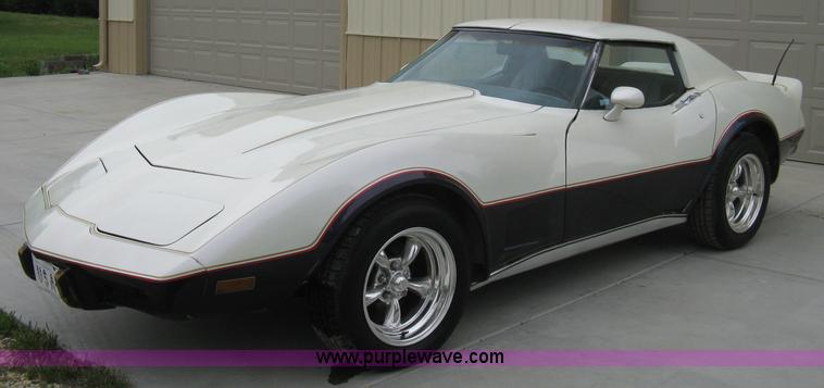 image for item 8111 1977 Chevrolet Corvette