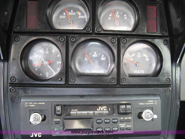 image for item 8111 1977 Chevrolet Corvette