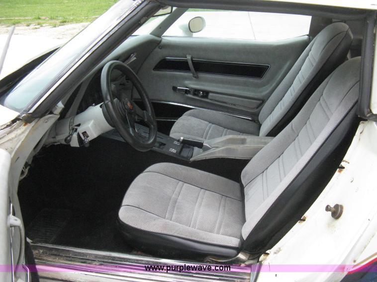 image for item 8111 1977 Chevrolet Corvette