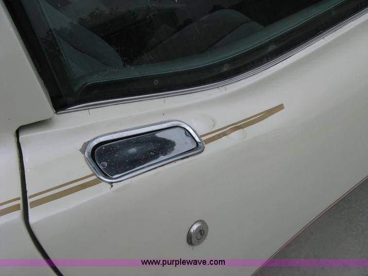 image for item 8111 1977 Chevrolet Corvette