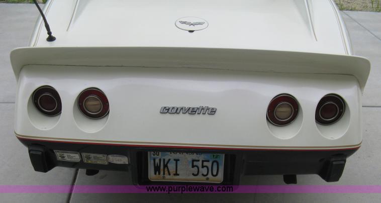 image for item 8111 1977 Chevrolet Corvette