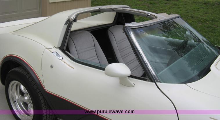 image for item 8111 1977 Chevrolet Corvette