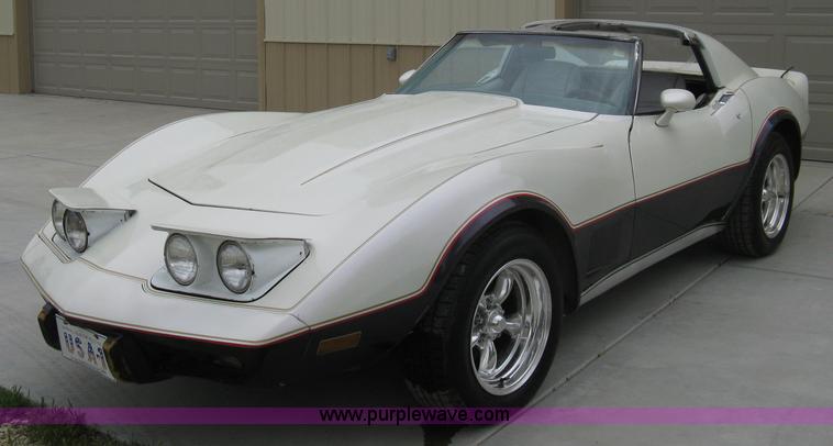 image for item 8111 1977 Chevrolet Corvette