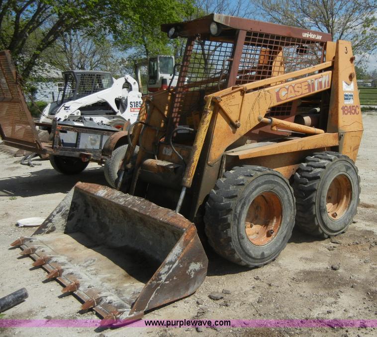 image for item 2164 1997 Case 1845C skid steer