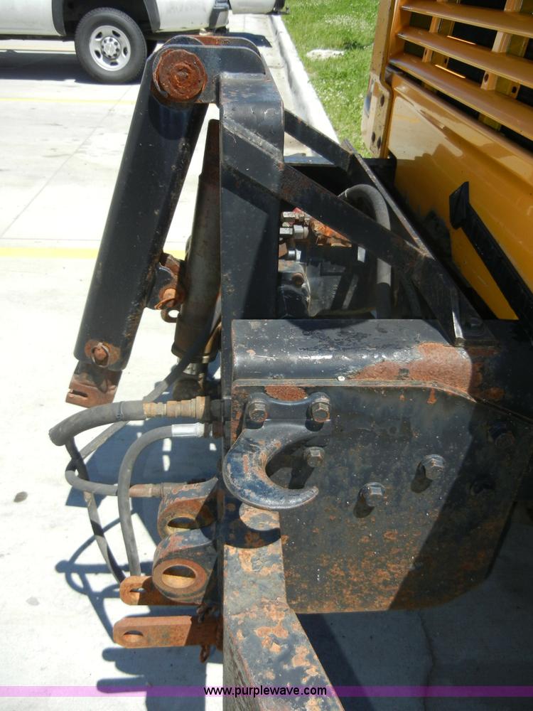 image for item 2354 1999 International 4900 dump truck