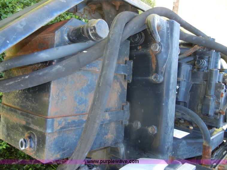 image for item 2356 1992 Ford LT8000 flatbed semi truck