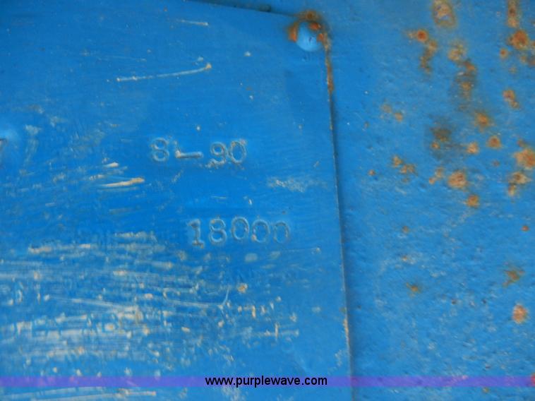 image for item 2358 1990 Mate 26' dump trailer