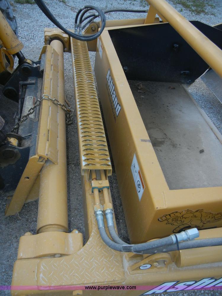 image for item 2359 Ashland GH-2500 Ground Hog scraper