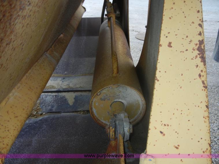 image for item 2360 1984 Load King 1827STD belly dump trailer