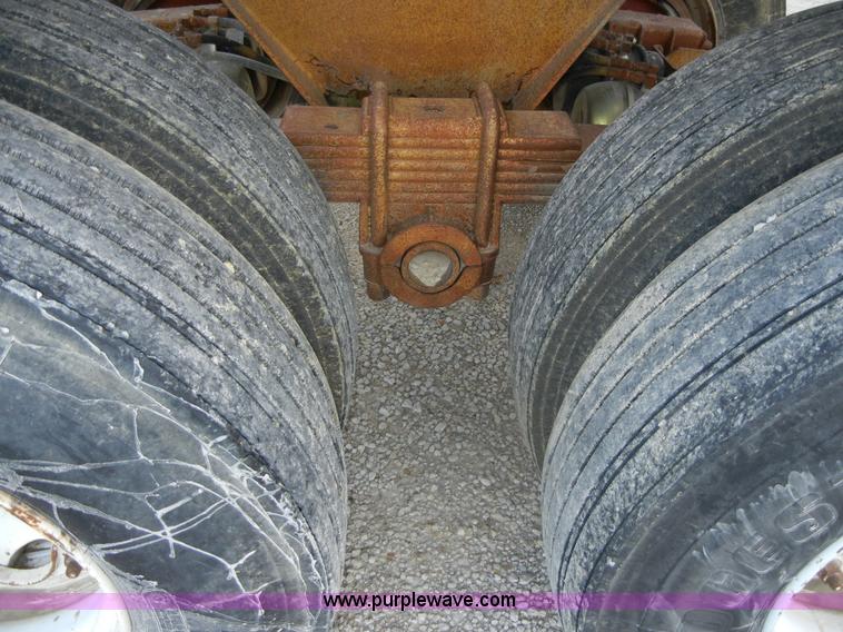 image for item 2360 1984 Load King 1827STD belly dump trailer