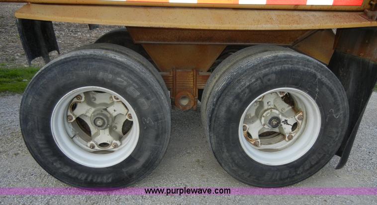 image for item 2360 1984 Load King 1827STD belly dump trailer