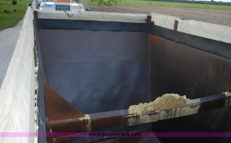 image for item 2360 1984 Load King 1827STD belly dump trailer