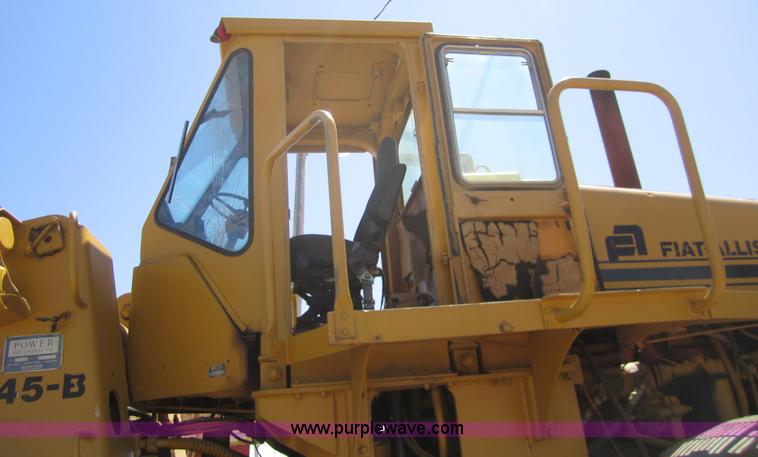 image for item 3058 Fiat-Allis 945B wheel loader