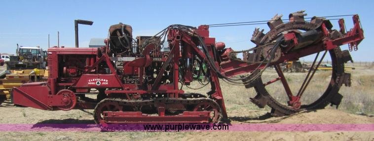 image for item 3060 1961 Cleveland JS30 trencher