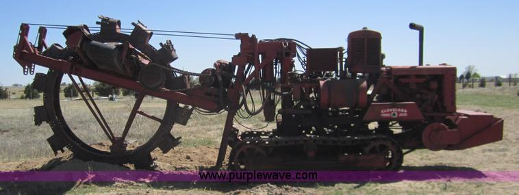 image for item 3060 1961 Cleveland JS30 trencher