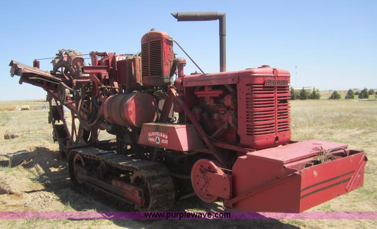 image for item 3060 1961 Cleveland JS30 trencher