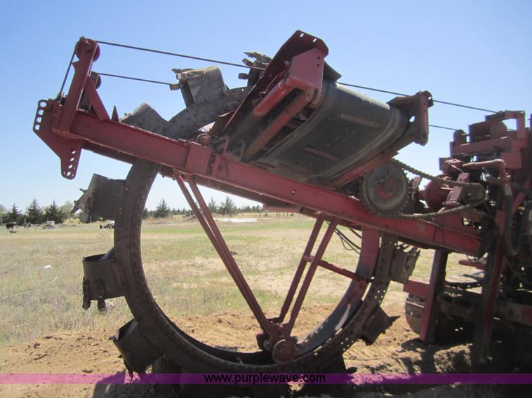 image for item 3060 1961 Cleveland JS30 trencher