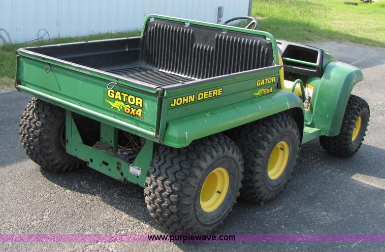 image for item 3440 John Deere Gator 6x4