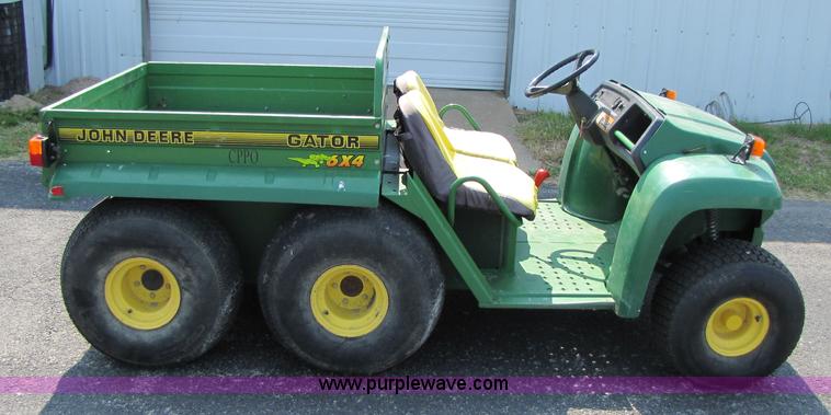 image for item 3443 John Deere Gator 6x4