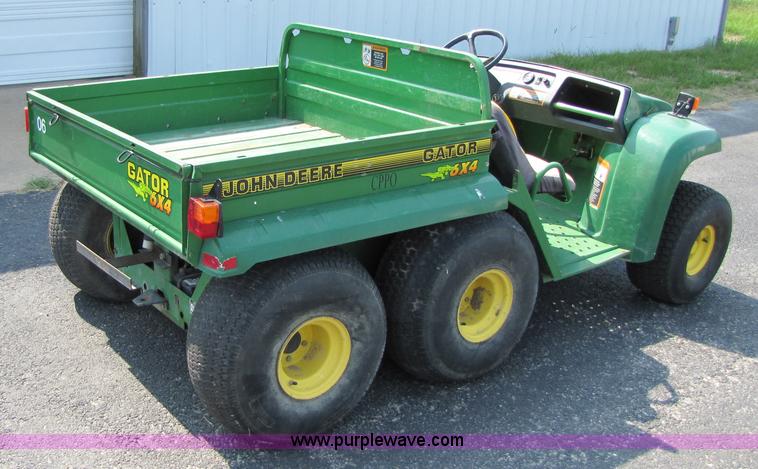 image for item 3443 John Deere Gator 6x4