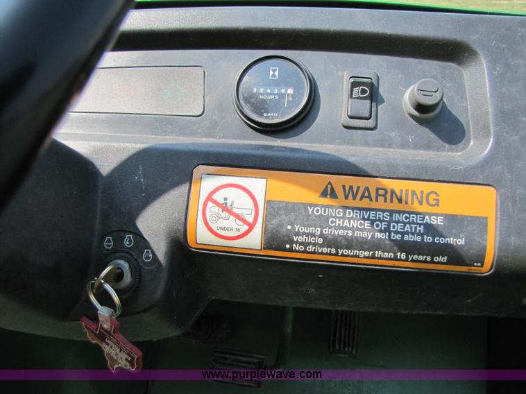 image for item 3443 John Deere Gator 6x4