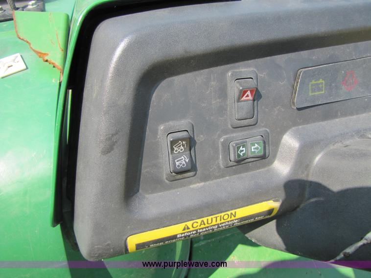 image for item 3443 John Deere Gator 6x4