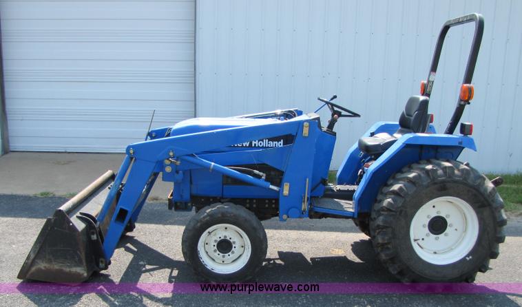 image for item 3444 2006 New Holland TC30 MFWD tractor