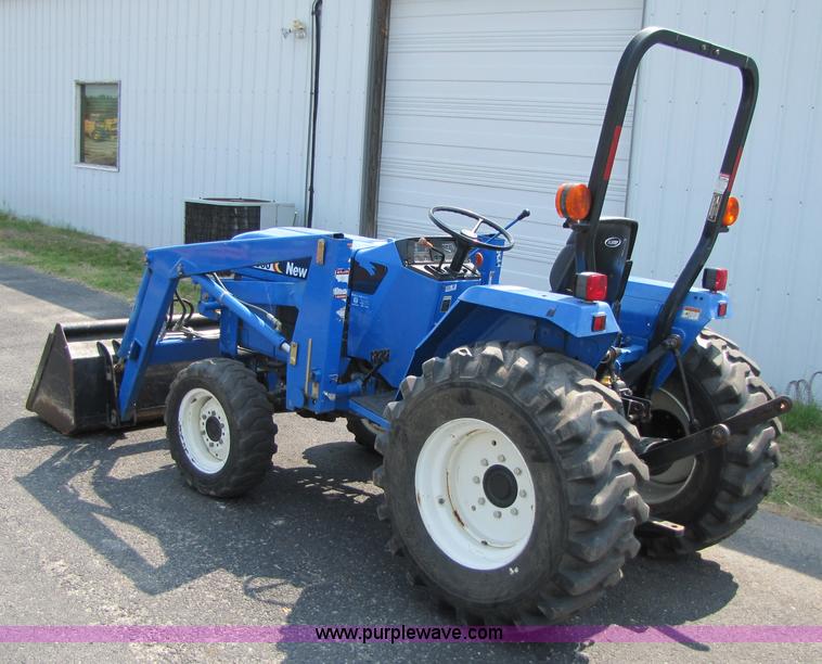 image for item 3444 2006 New Holland TC30 MFWD tractor