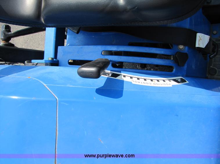 image for item 3444 2006 New Holland TC30 MFWD tractor