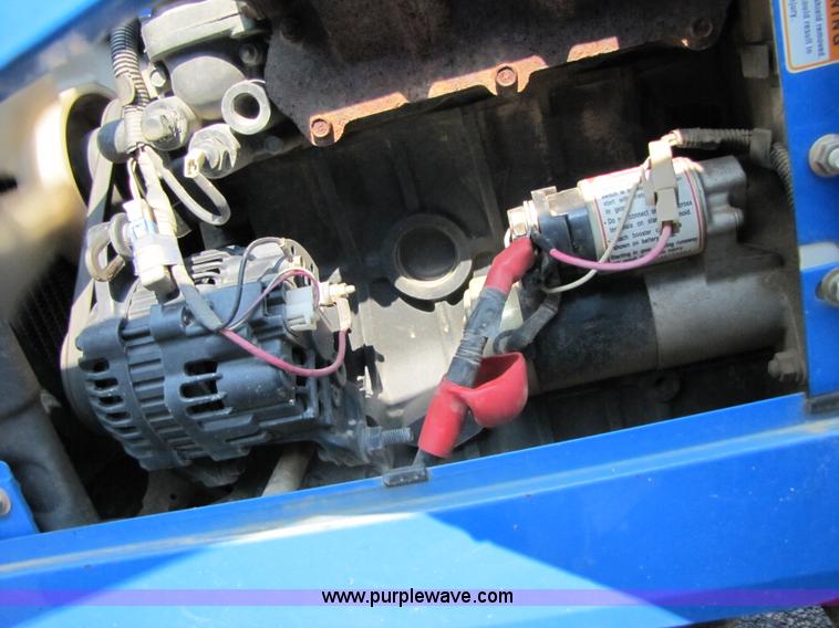 image for item 3444 2006 New Holland TC30 MFWD tractor